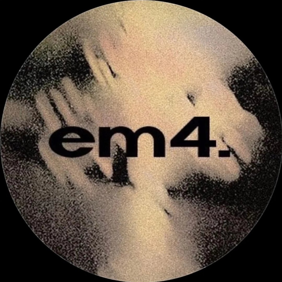 Em4